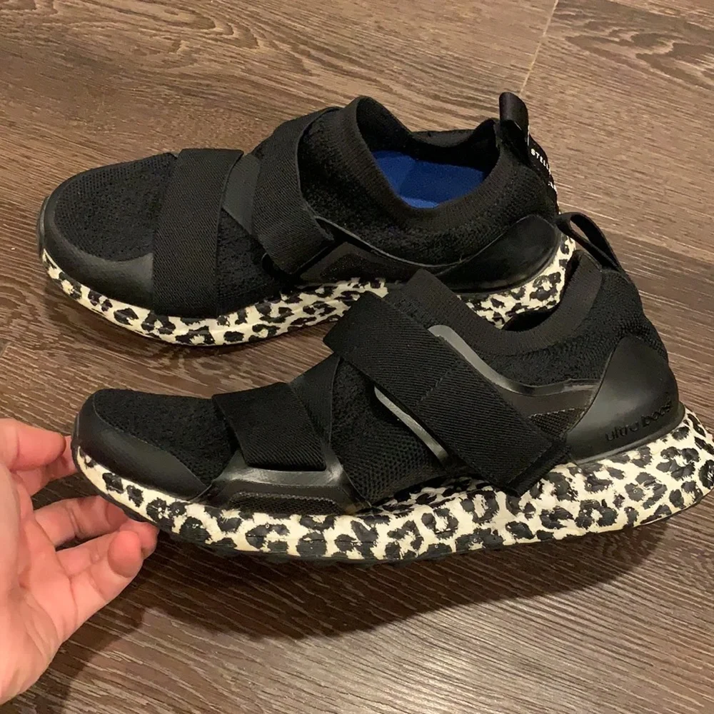 ✔️Sold✔️🏃♀️Adidas by Stella McCartney black ultra boost leopard print size 6 - Picture 3 of 11